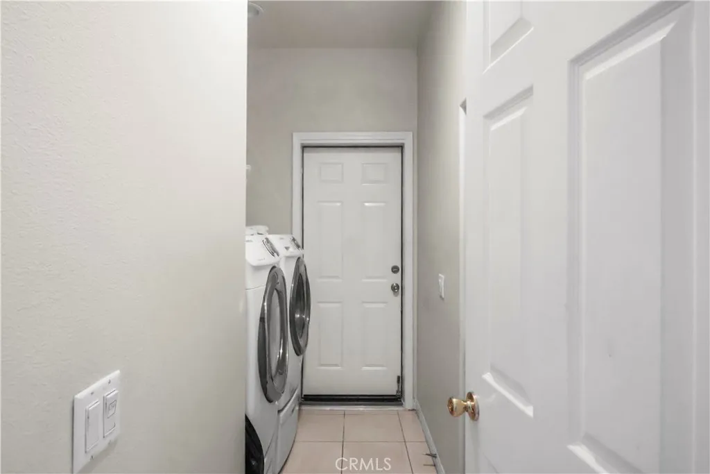 18747 West Place, Artesia, California 90701 home-pic-9